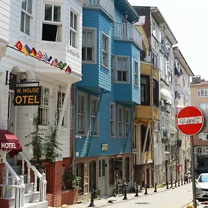 rooms-in-19th-century-wooden-townhousekadikoy.istanbul-turkeyhotels.com/