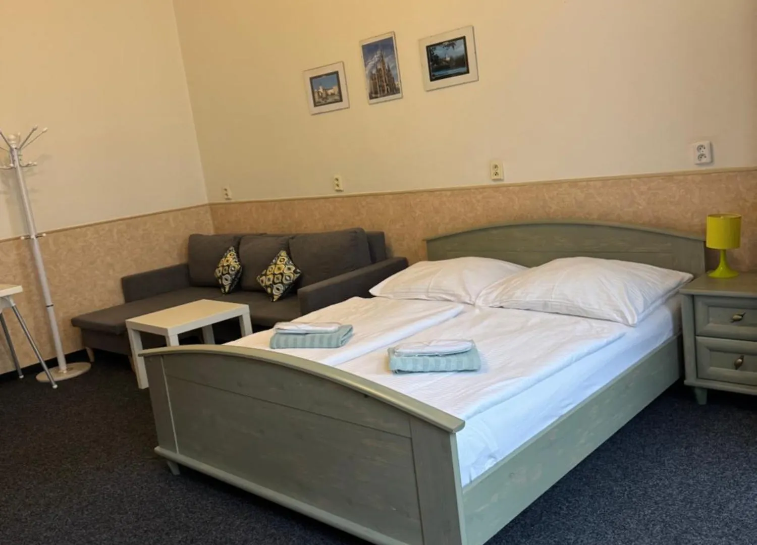 Welcome Hostel & Apartments Praguecentre  Prag